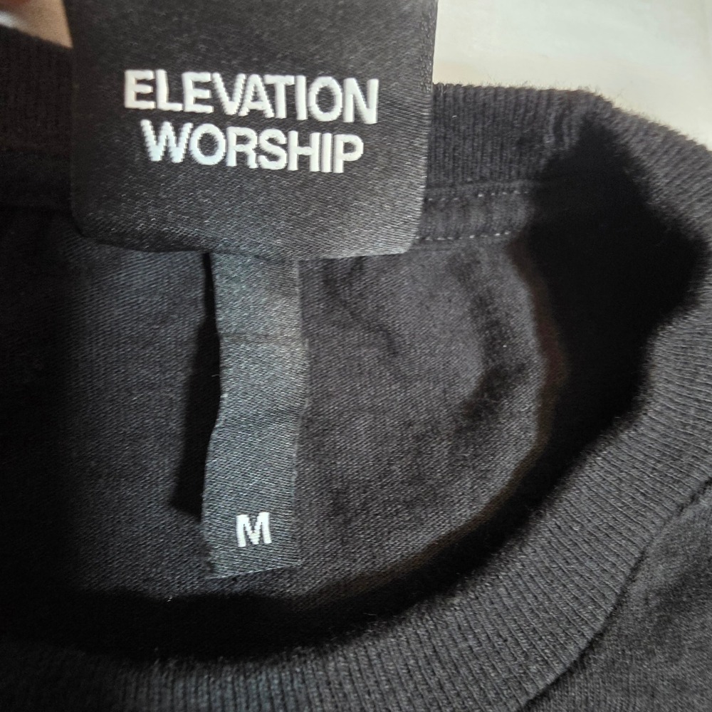 Elevation Worship Rattle Open The Grave Black Long Sleeve Graphic T-Shirt Mens M - Picture 8 of 9